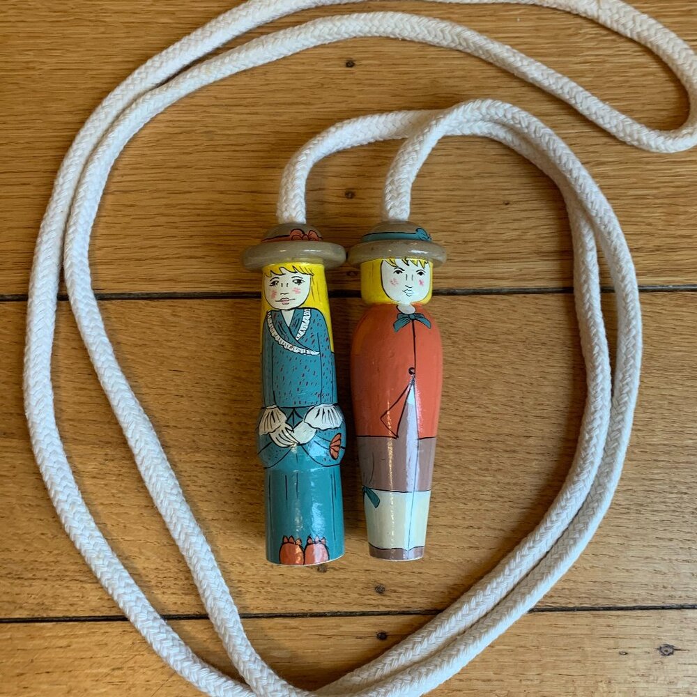 Vintage Handpainted Wood Handle Jump Rope
